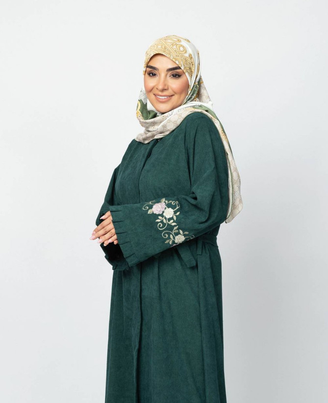 عبای زرین زنانه با پارچه مخمل کبریتی